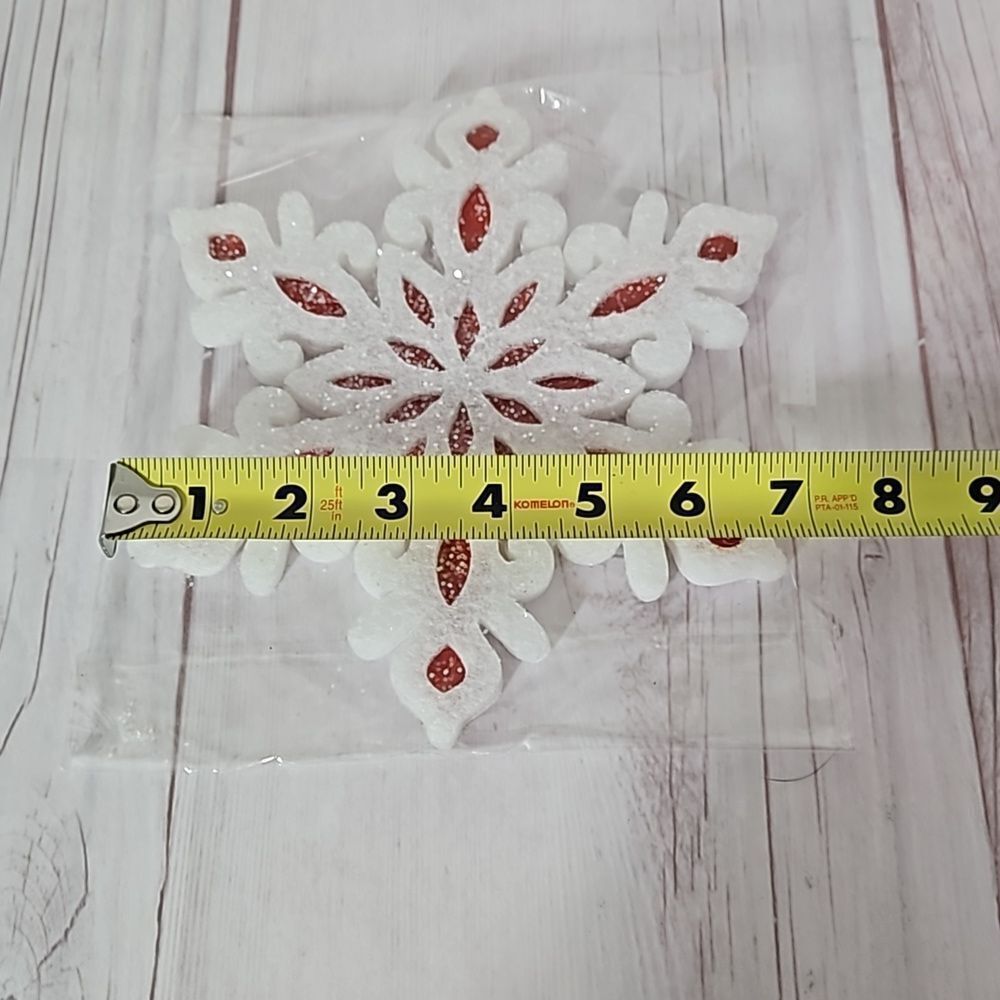 Winter Wreath Kit - Picture 4 of 5